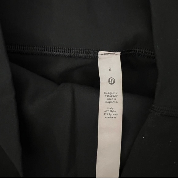 BRAND NEW Lululemon Leggings - Picture 3 of 4